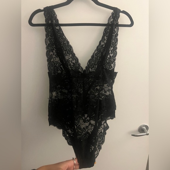 Black Lace Bodysuit - Picture 1 of 5